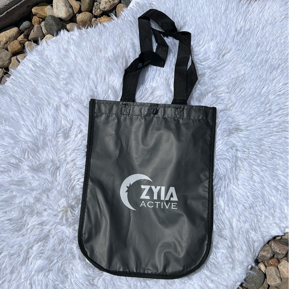 🩶5/$30 ZYIA Active Black and White Small Tote Shopping Bag NEW